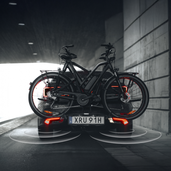 Thule Epos ParkSecure 3-bike platform towbar bike rack foldable with parking sensors