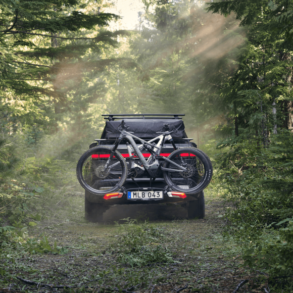 Thule Epos ParkSecure 3-bike platform towbar bike rack foldable with parking sensors