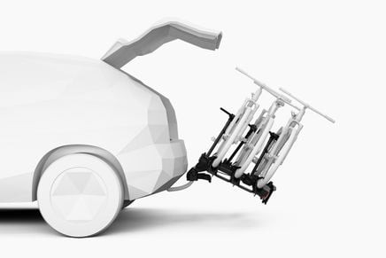 Thule OUTPACE bike carrier for 3 bikes on tow bar