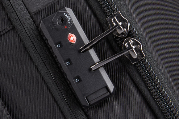 Checked luggage TThule Spira 78L - Black Checked luggage TThule Spira 78L - Black