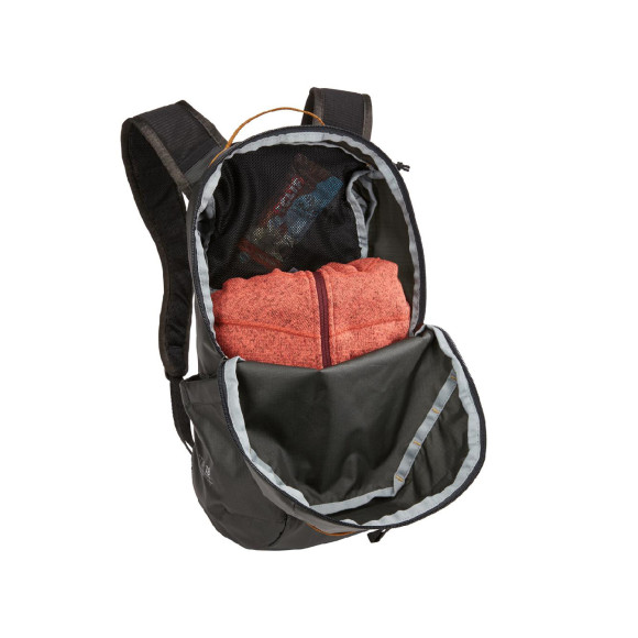 Thule Stir 18L hiking backpack, Obsidian Thule Stir 18L hiking backpack, Obsidian