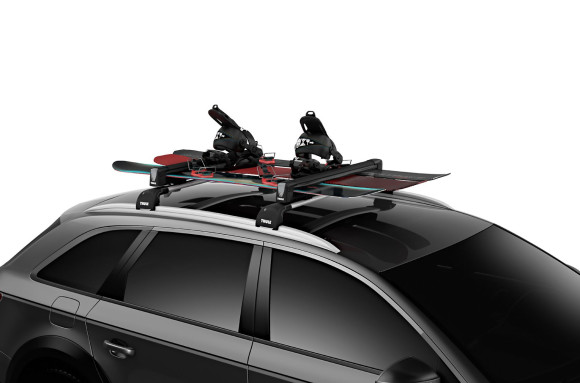 Thule SnowPack 7326 ski carrier for 6 pairs of skis, black